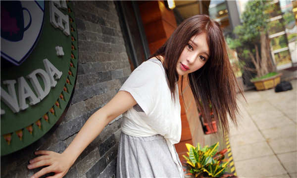 平南想找一个女性生孩子给报酬-｛找个女人生孩子多少钱｝